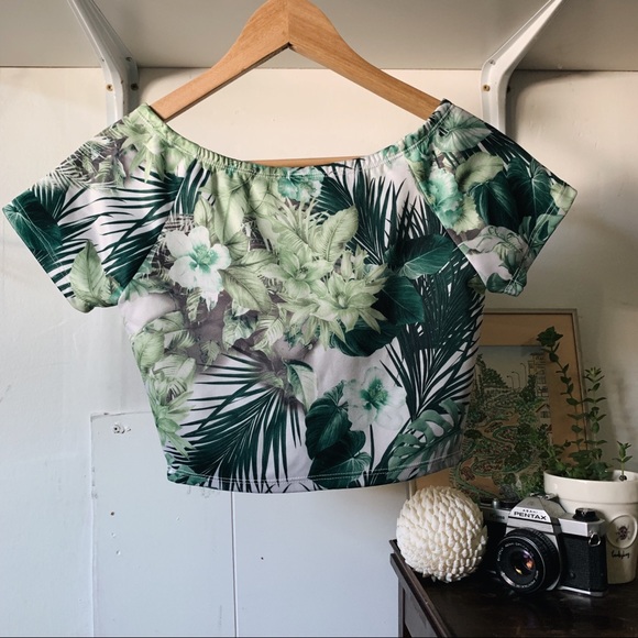 Plants Crop Top - Picture 4 of 5